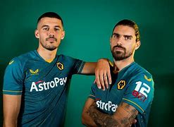 狼队客场逆转战胜，英超排名继续攀升