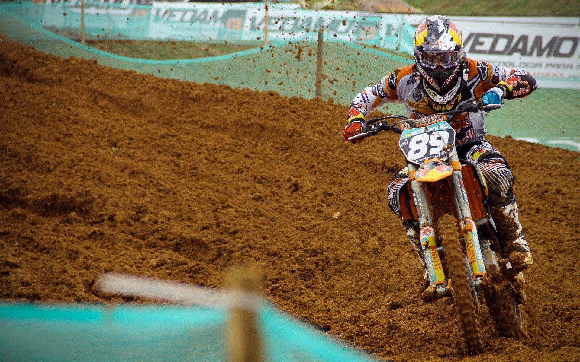 浓眉哥在尤文图斯比赛中爆冷，挺进下一轮引发热议！