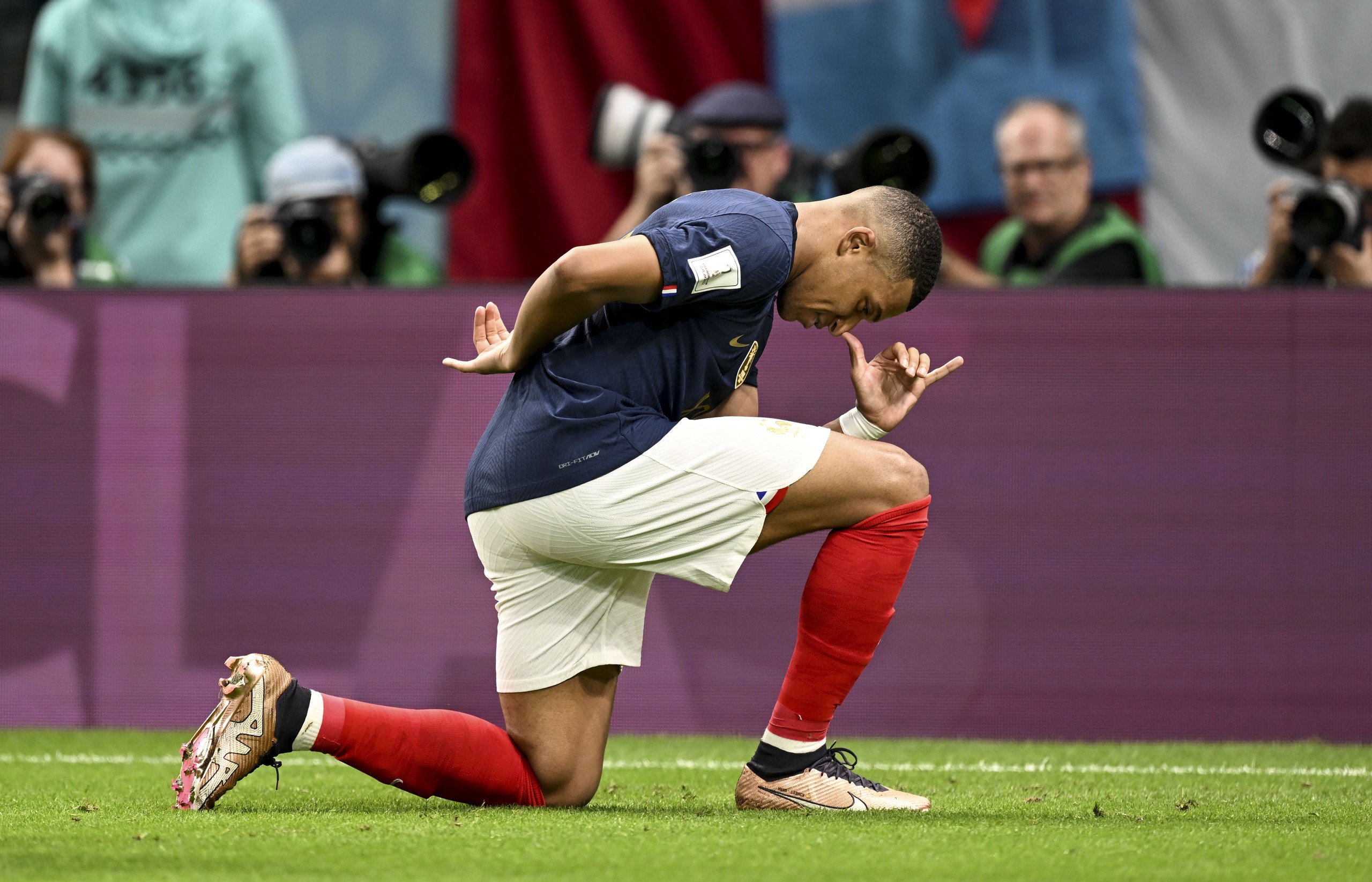 关于Scout爆冷击败法国队，绝杀引爆全场！的信息